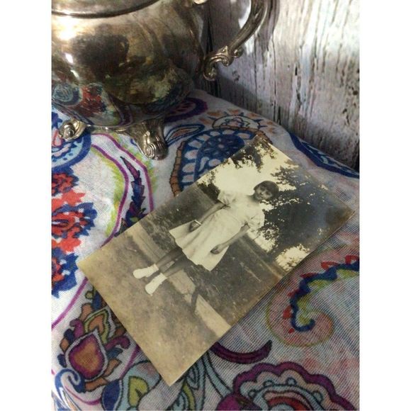 Antique Photo Young Girl Black & White 2 7/8” x 4” - Picture 7 of 10
